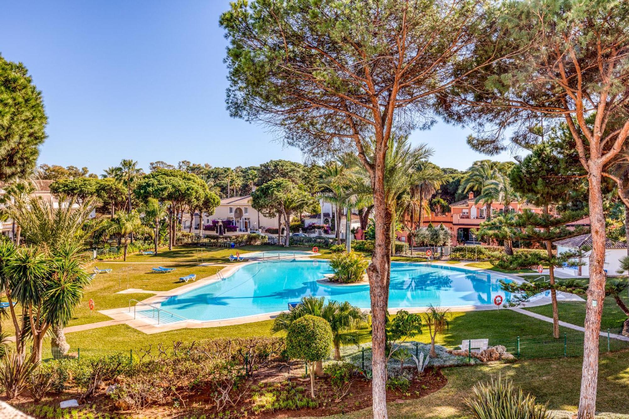 Life El Presidente Penthouse Pool View Estepona Exterior foto